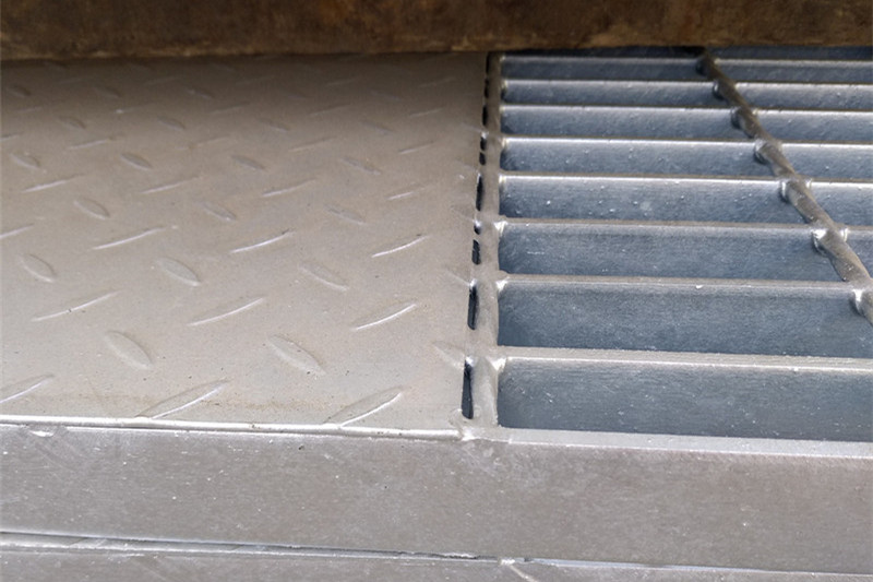 平臺(tái)鋼格板